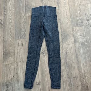 Lululemon leggings - size 6